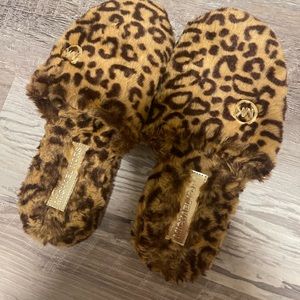MICHAEL KORS CHEETAH SLIPPERS